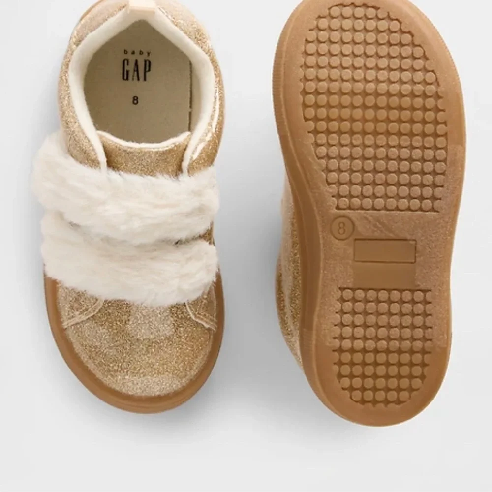 GAP Kids Glitter Sneakers with Cream Faux-Fur Straps